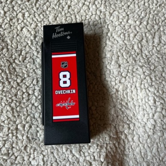 Tim Hortons NHL Limited Edition Alex Ovechkin No 8 Mini Hockey Stick and Locker - Picture 7 of 12